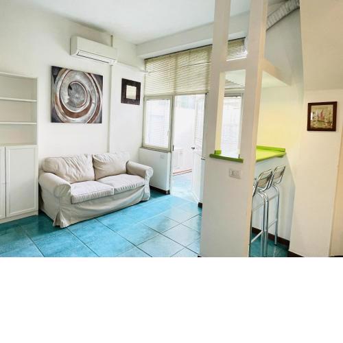 IzzHome Cozy Sonnino