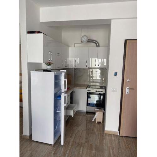 J L apartament 2 bedroom tirana resort
