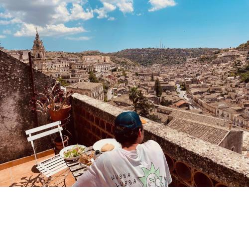 Jama's Panoramic Estate Modica