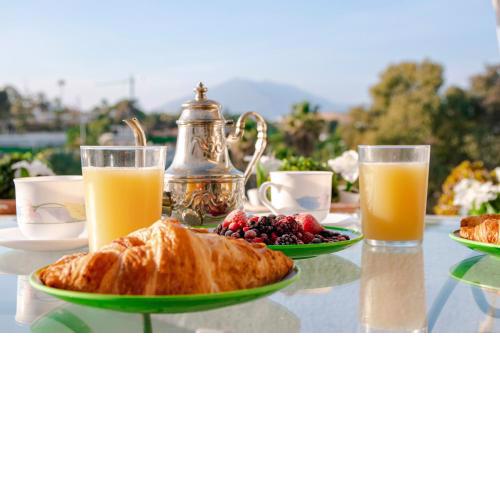 JARDINES BANUS Apt