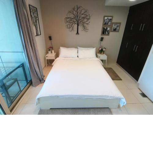 JBR BEACH STUDIO AT ROYAL OCEANIC TOWER