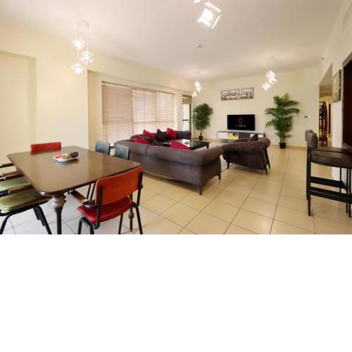 JBR The Walk Rimal 5 Suites High Floor 3 Bedroom