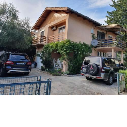 Jeli Apartment