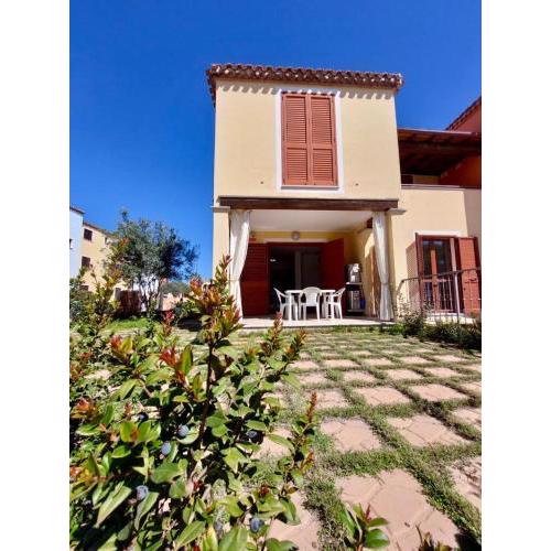 Jennas-Arbatax Apartment