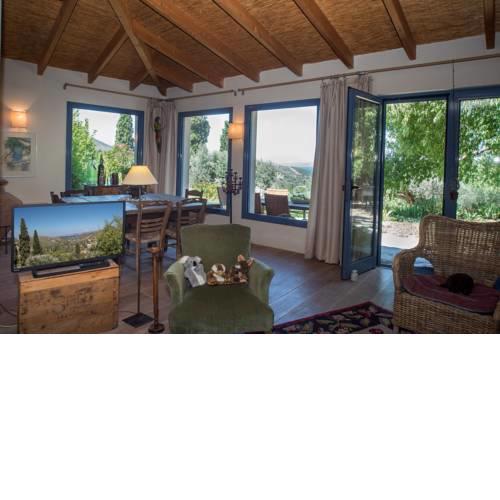Jennifer's Lovely Retreat