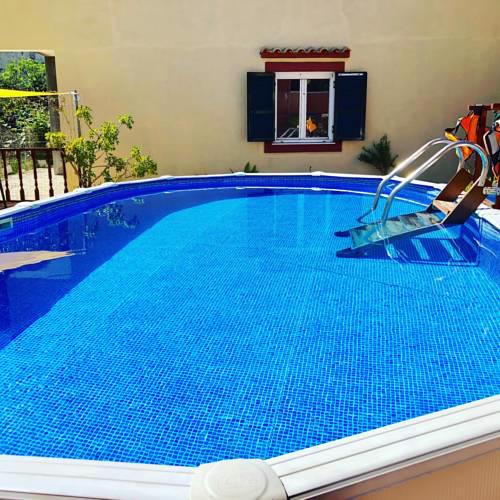 jenny's villa pool