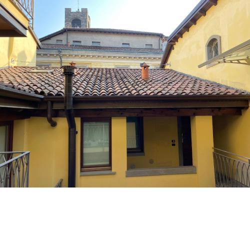 Johnny Suites Bergamo Alta