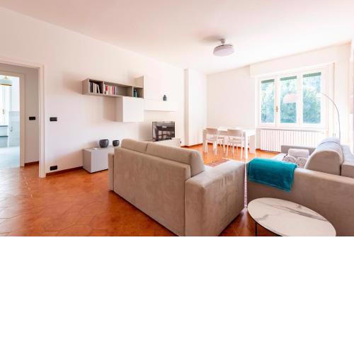 JOIVY Chic flat with balcony