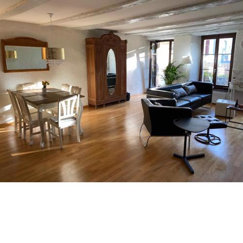 Joline private guest apartment feel like home