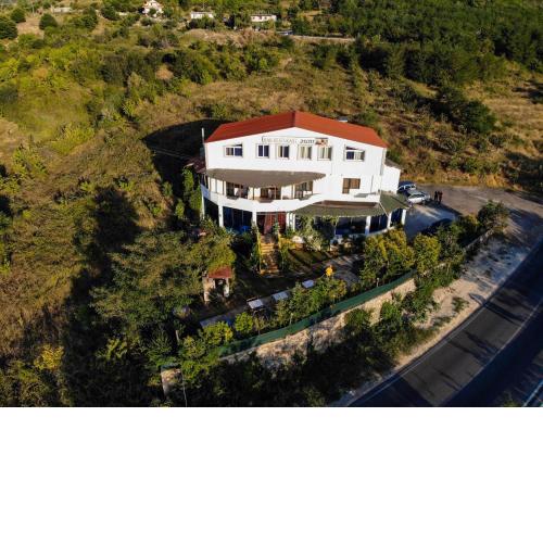 Joni Restaurant