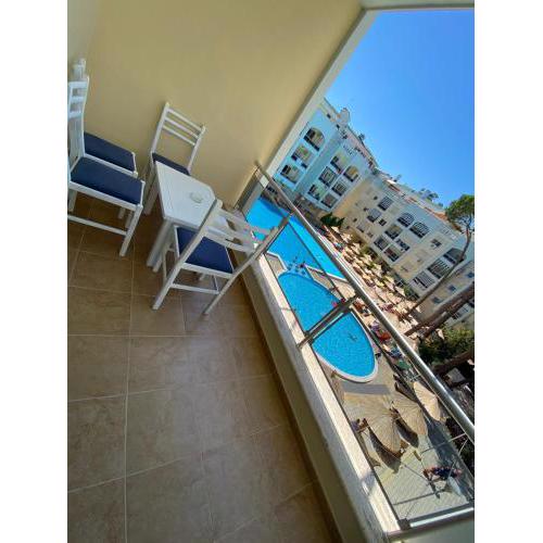 Joni's Pool Condo 10