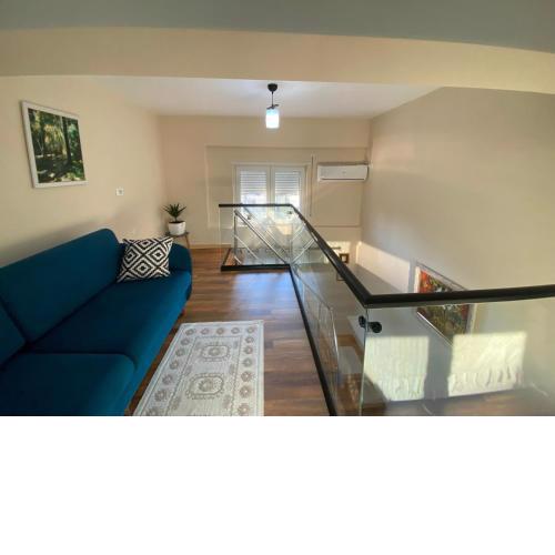 Jon's Duplex