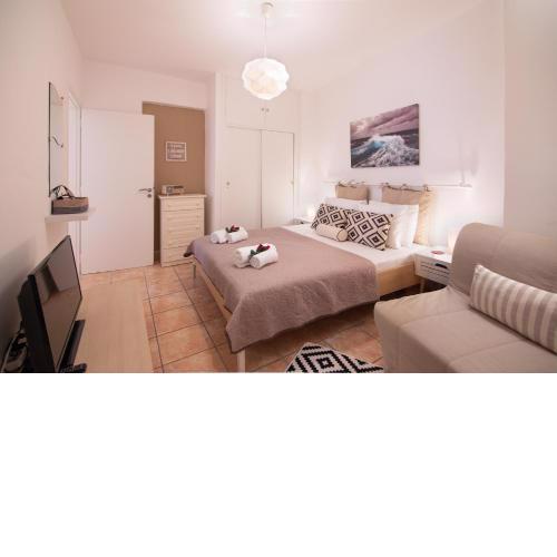 Jo's Guesthouse, Benitses