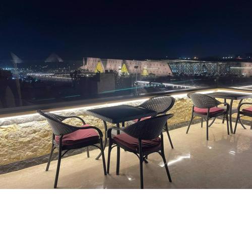 Joya Grand Museum & Pyramids View