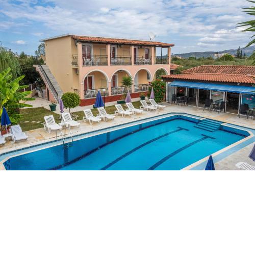 Julias Apartments