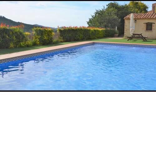 Juncosa Villa Sleeps 11 with Pool