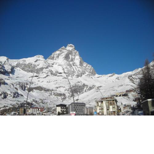 Just 30m from the ski lifts