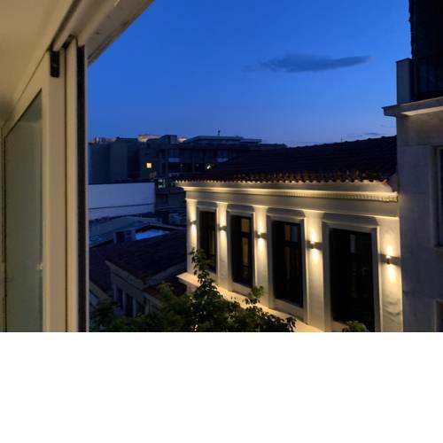 Just a Central Room *Top Location* Guesthouse