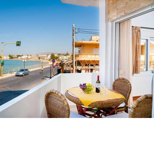 Kalamaki Beach Apartment 1