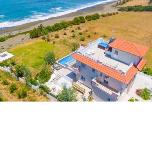 Kalisto Beach Villa
