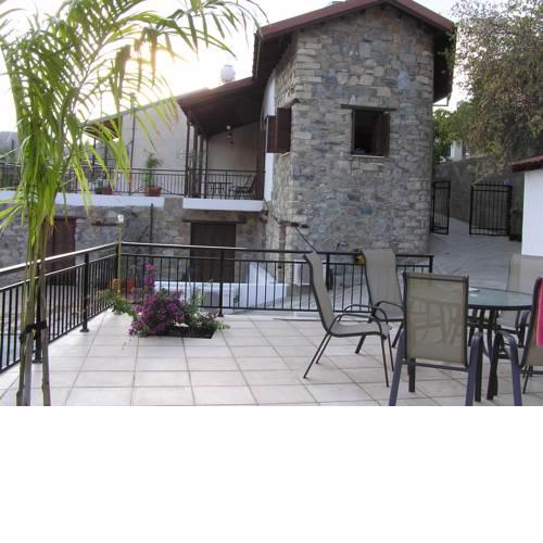 Kalo Chorio House
