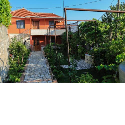 KALOSHI VILLA - Living in the Kruja Fortress