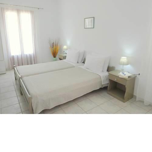 Kamakaris Rooms