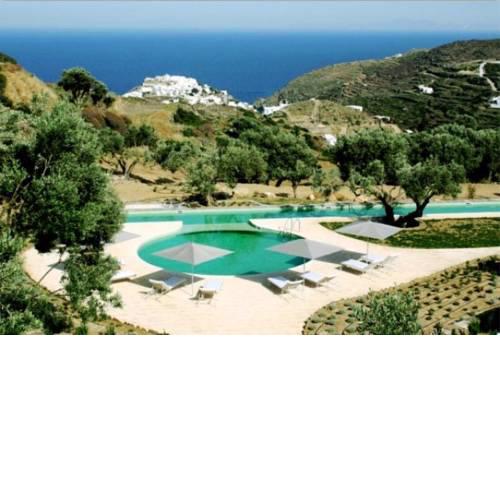 Kamaroti Suites Hotel