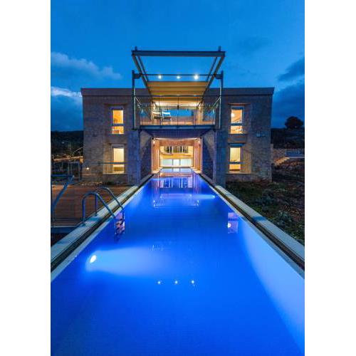 Kaminia Villa