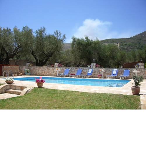 Kaminia Villas