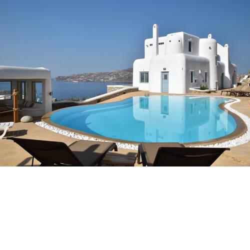 Kanalia Villa Sleeps 12 with Pool and Air Con