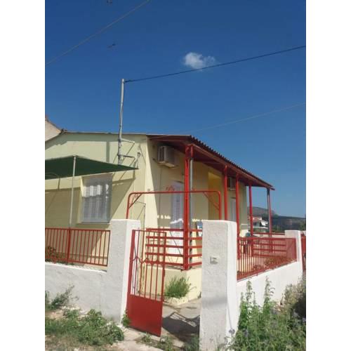 Kandia's Cottage