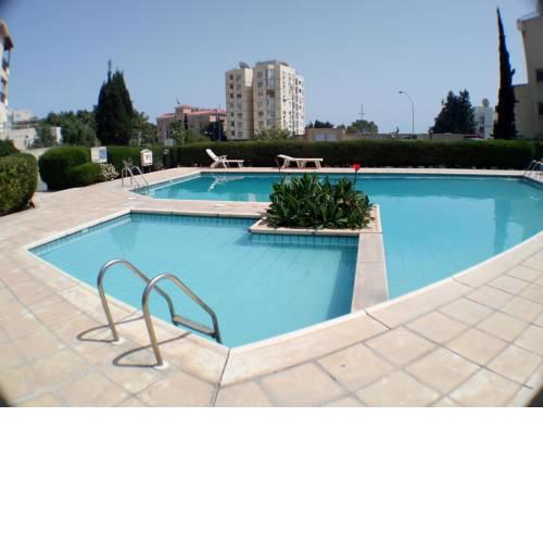 Kantara 2 - Two bed opposite the beach with pool