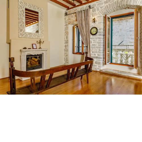 Karampana apartment