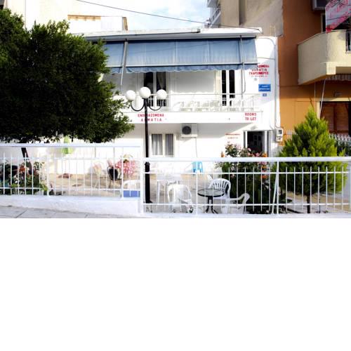 Karampela Rooms