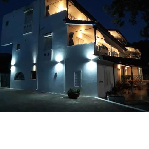 karavagelis studios