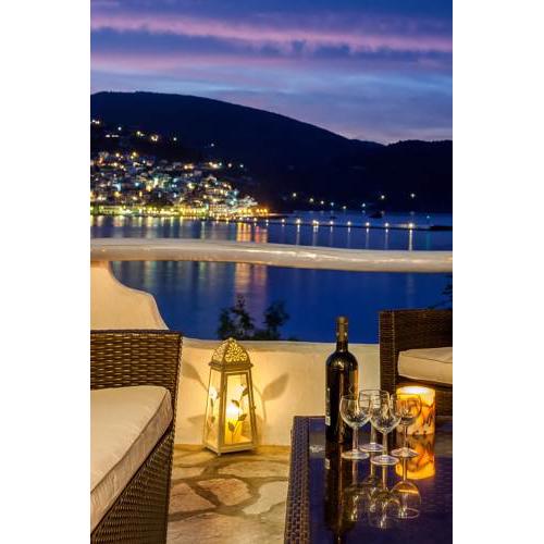 Karavos Apartments and Villa