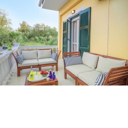 Kariá Holiday Home