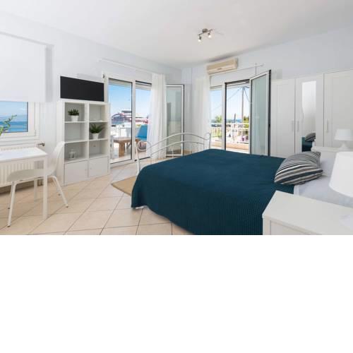 Karnagio's Sea View Apartments