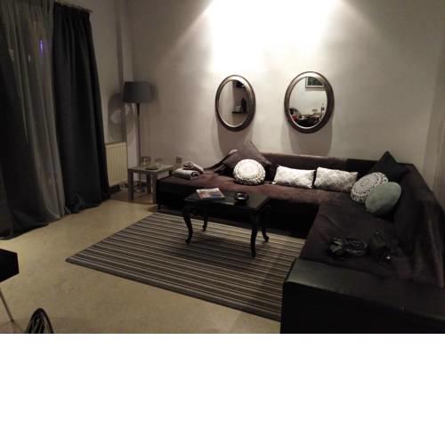 Karolou Dil central luxury and business appartment