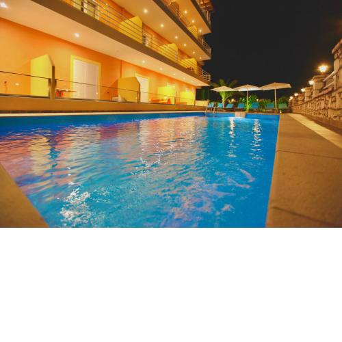 Karos Hotel Llaman