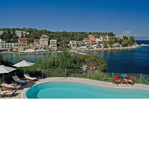 Kassiopi Villa Sleeps 8 Pool WiFi