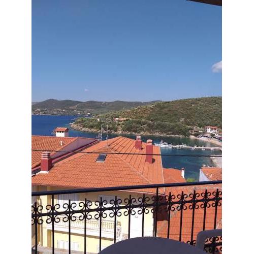 Katerina Apartments: Sea side apartment 09