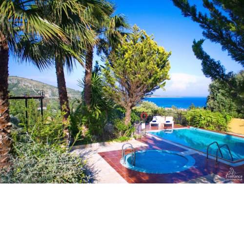 Kato Kateleios Villa Sleeps 6