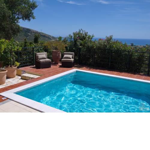 Kato Kateleios Villa Sleeps 8