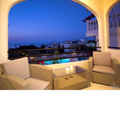 Kato Stalos Apartment Sleeps 7 T228054