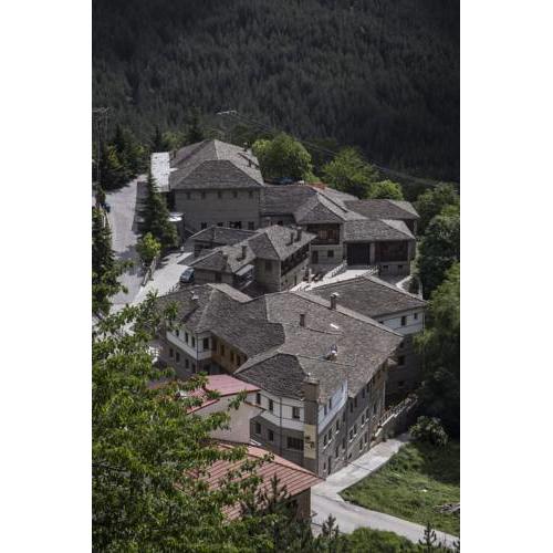 Katogi Averoff Hotel & Winery