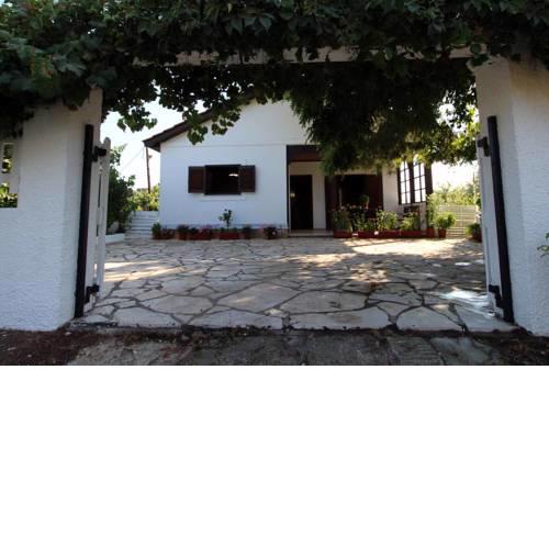Katomeris Beach House