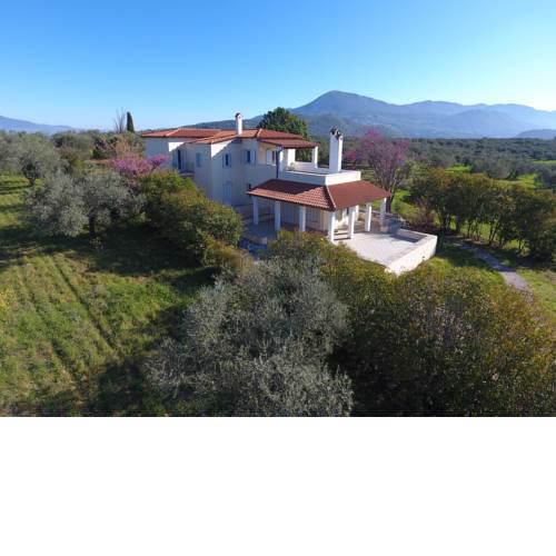 Kavos Villa