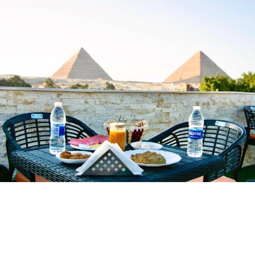 Keeper Pyramids Hotel